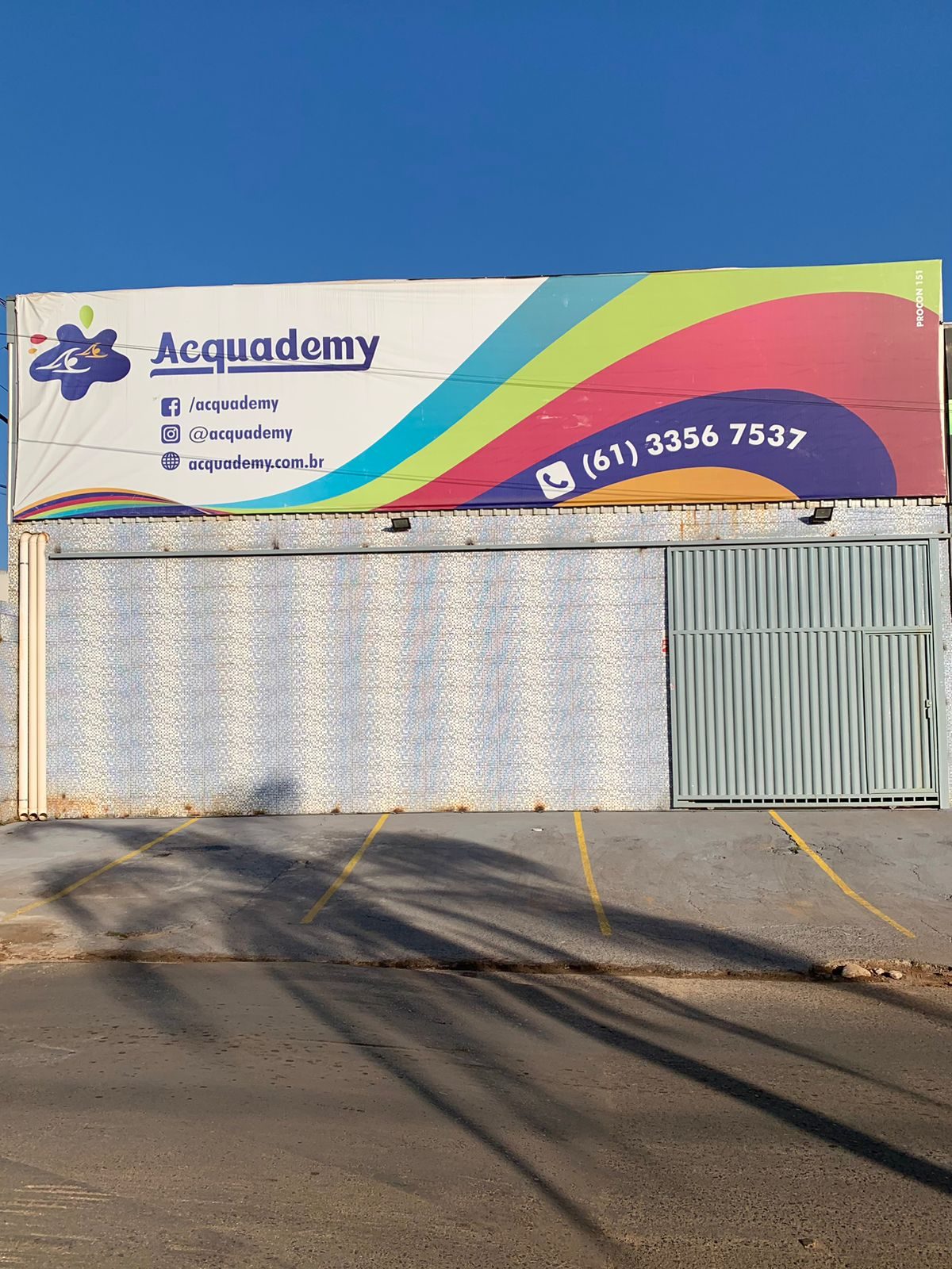 Fachada da Acquademy